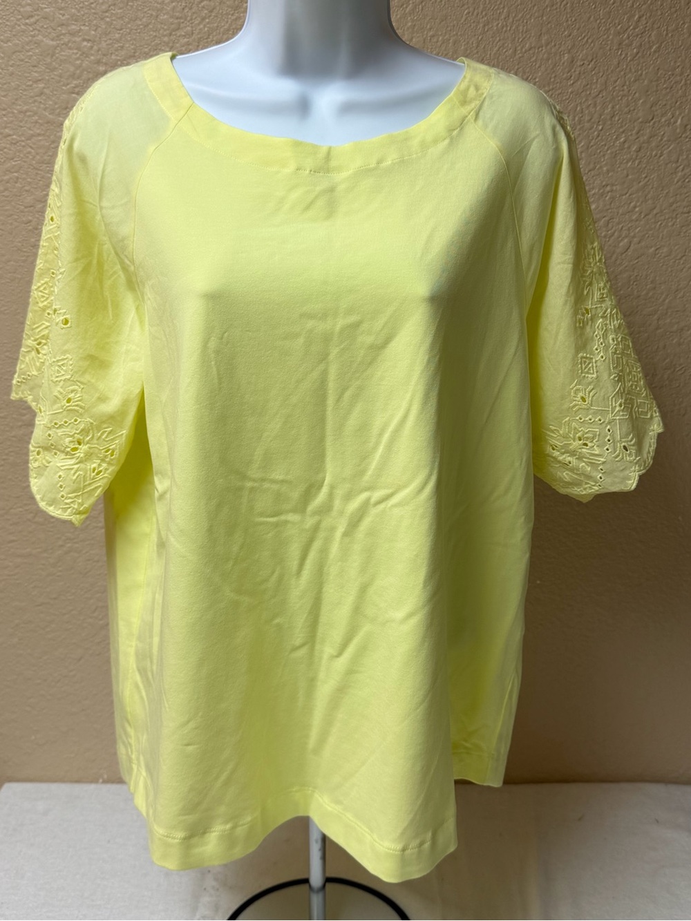 4/$20 Chico’s Women’s Short Sleeve Eyelet Sleeve Top - Yellow